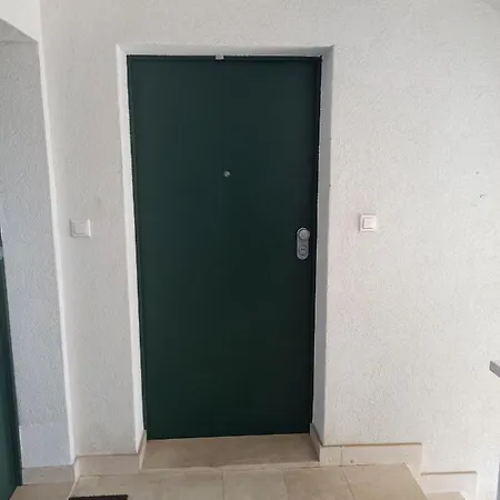 Апартаменты Labrador Водице